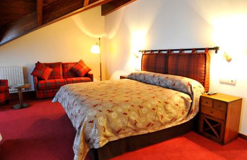 Alt Aneu Hotel | Discover Hotel La Morera: Oceanfront Bliss Awaits You