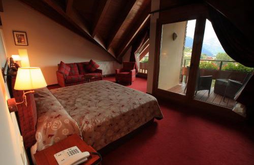 Alt Aneu Hotel | Discover Hotel La Morera: Oceanfront Bliss Awaits You