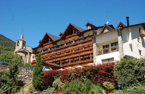 Alt Aneu Hotel | Discover Hotel La Morera: Oceanfront Bliss Awaits You