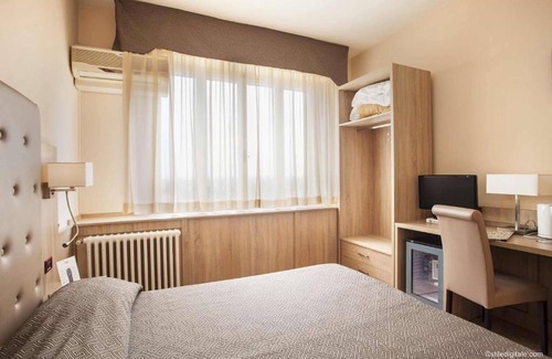 Pisa City Centre Hotel | Discover Comfort at Hotel La Pace: Spa & Child-Friendly