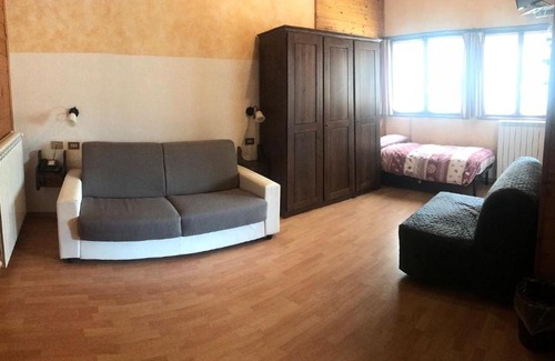 Melezet Hotel | Pet-Friendly Hotel La Pigna with Hot Tub & Family Amenities