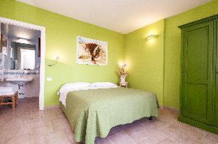Orbetello Hotel | Relax at Hotel La Posta di Torrenova with Ocean Views