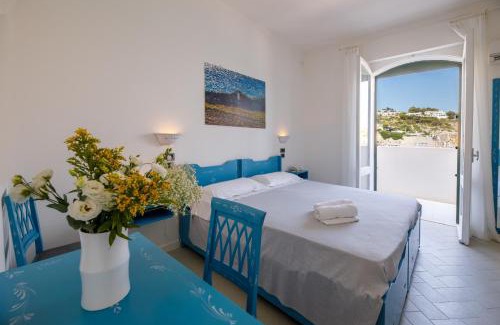 Castro Marina Hotel | Discover Hotel La Roccia: Oceanfront Retreat with Hot Tub