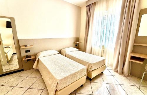 Cepagatti Hotel | Discover Oceanfront Comfort at Hotel La Rotonda
