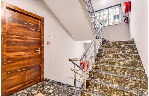 Shamshabad Hotel | HOTEL LA SKY BOUTIQUE Near Airport road - Free Wifi & Parking - Fullt Air Conditioning Suite Rooms - Best Hotel In Hyderabad