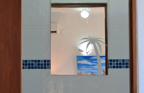 Parque Las Palmas Hotel | Relaxing Hotel La Terminal: Family-Friendly with Spa Access