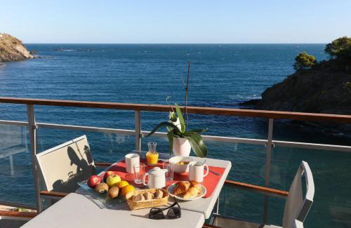 Cerbere Hotel | Oceanfront Retreat at Hotel La Vigie - Guest Rated 8.8/10