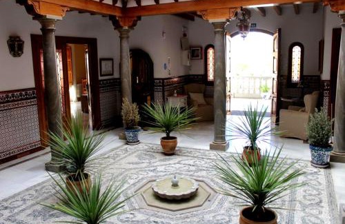 La Zubia Bed & Breakfast | Discover Hotel La Zubia in Granada - Rated 8.5/10!