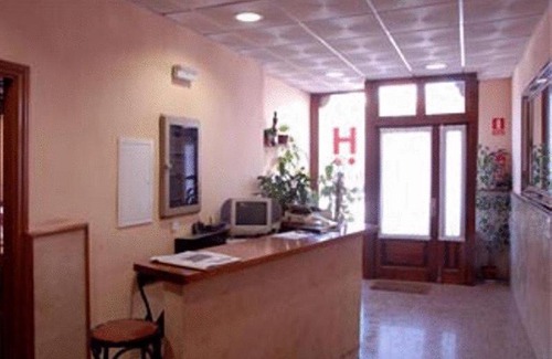 Siguenza Hotel | Discover Hotel Laberinto: Pet-Friendly & Family-Oriented Stay