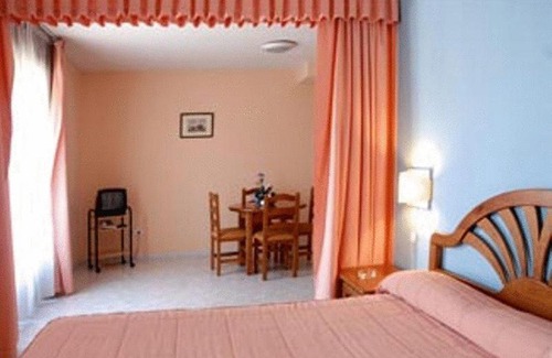 Siguenza Hotel | Discover Hotel Laberinto: Pet-Friendly & Family-Oriented Stay