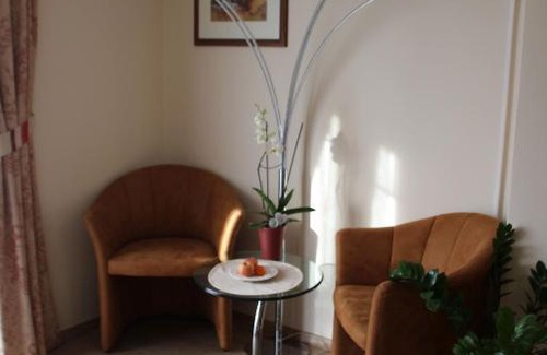 Leibnitz Hotel | Pet-Friendly Hotel Lang: Rated 9/10 with Breakfast Included