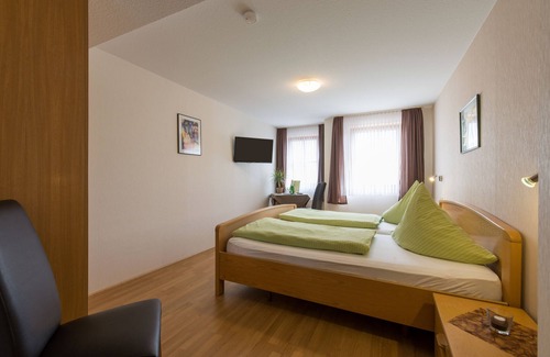 Kattenes Hotel | Discover Hotel Langen: Rated 9.6/10 with Family-Friendly Amenities