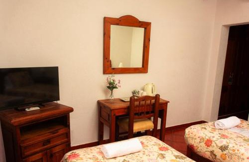 El Rosario Hotel | Oceanfront Getaway at Hotel Las Cañadas with Breakfast