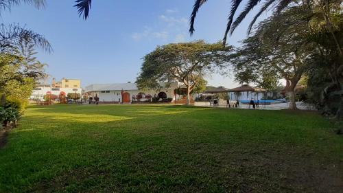 Huaral Hotel | Hotel Las Dalias
