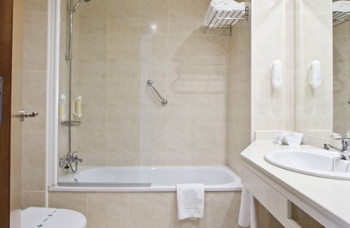 Diputacion de Rincon de San Gines Hotel | Relax at Hotel Las Gaviotas: 4-Star Comfort with Pool & Spa