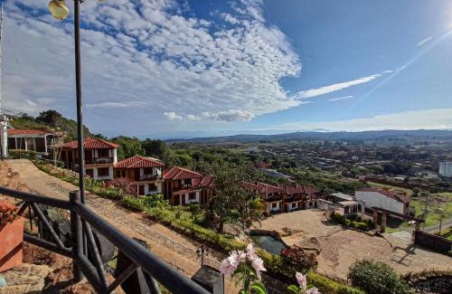 Villanueva Hotel | Discover Comfort at Hotel Las Rocas Resort Villanueva
