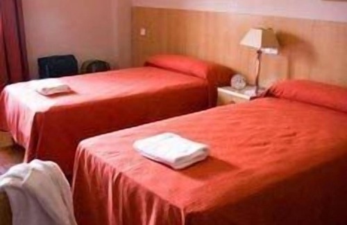 Albolote Hotel | Discover Comfort at Hotel Las Terrazas with Spa & Breakfast