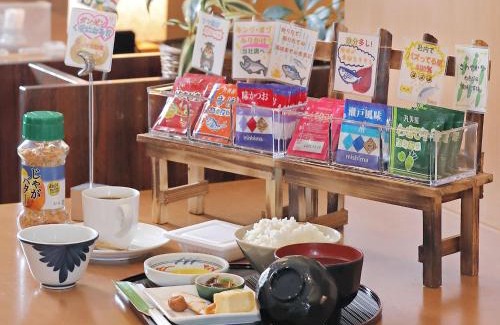 Shinhidaka Hotel | Budget-Friendly Hotel Laurel with Breakfast & Accessibility