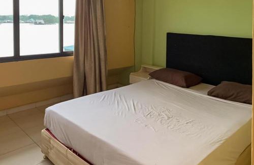 Tanjung Pinang Hotel | Discover Hotel Laut Jaya Tanjung Pinang RedPartner