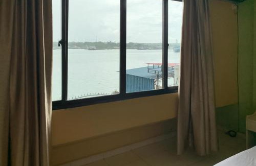 Tanjung Pinang Hotel | Discover Hotel Laut Jaya Tanjung Pinang RedPartner