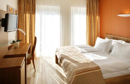 Feldbach Hotel | Discover Hotel Lava Inn: Pet-Friendly Stay Near LKH