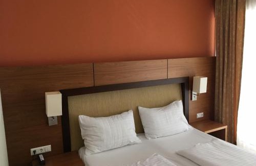 Feldbach Hotel | Discover Hotel Lava Inn: Pet-Friendly Stay Near LKH