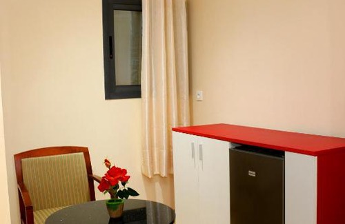 Cocody Hotel | Delightful Hotel Laval: Breakfast Included & Family-Friendly