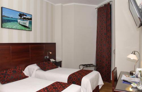Lebrija Hotel | Discover LB Lebrija Hotel: Family-Friendly and Accessible