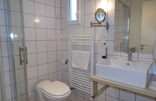 Bedee Hotel | Book Your Stay at Hotel le Broceliande - Rated 9/10!