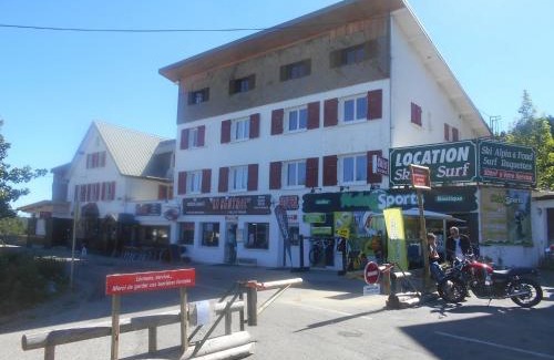La Feclaz Hotel | Discover Hotel Le Central: Pet-Friendly with Family Amenities