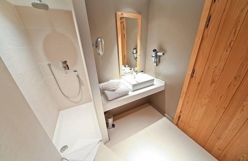 Montgenevre Hotel | Discover Hotel le Chalet Blanc: 4-Star Stay with Spa & Pool