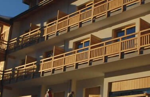 Montgenevre Hotel | Discover Hotel le Chalet Blanc: 4-Star Stay with Spa & Pool