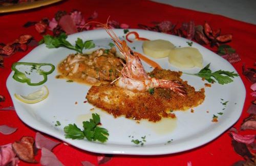 Porto Pollo Hotel | Discover Hotel Le Dune: Oceanfront Retreat with Dining