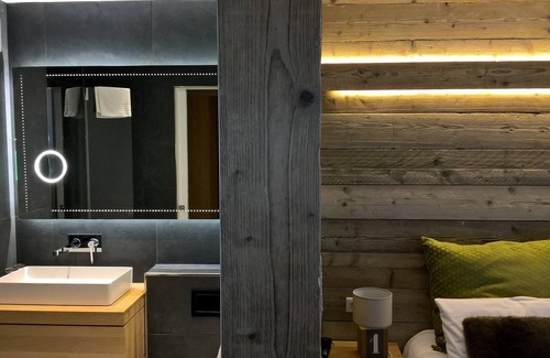 Font-Romeu-Odeillo-Via Hotel | Experience Comfort at Hotel Le Grand Tetras with Spa & Pool