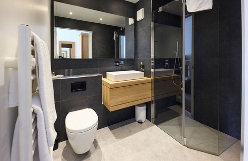 Font-Romeu-Odeillo-Via Hotel | Experience Comfort at Hotel Le Grand Tetras with Spa & Pool