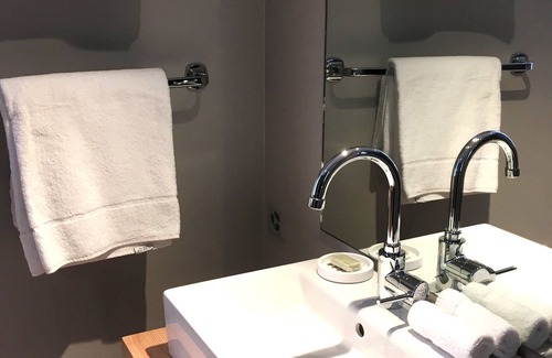 St. Luc Hotel | Highly Rated Hotel Le Grand Chalet Favre with Family Amenities