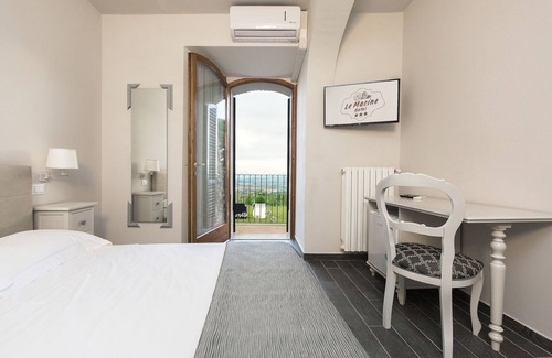 Montaione Hotel | Discover Hotel le Macine: Spa Retreat with High Ratings