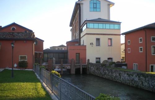 Vittorio Veneto Hotel | Hotel Le Macine: Guest Rated 9/10 with Pet-Friendly Amenities