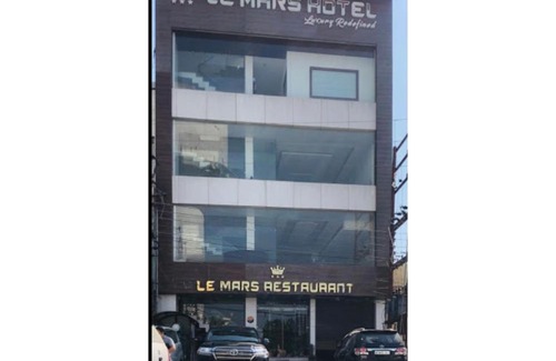 Udhampur House | Discover Hotel Le Mars, Udhampur - Pet and Child Friendly!