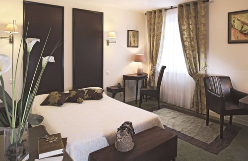 Bagnoles-de-l'Orne Hotel | Relax at Hotel Le Normandie Spa with Family-Friendly Perks