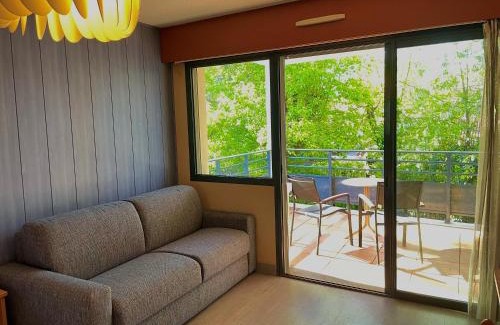 Soorts-Hossegor Hotel | Pet-Friendly Retreat at Hotel Le Pavillon Bleu, Rated 8.5