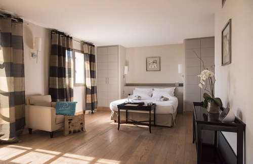 Pinarellu Hotel | Discover Hotel Le Pinarello: 4-Star Ocean View Retreat