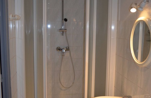 Chaumont Hotel | Premier Stay at Hotel le Royal with Breakfast Included