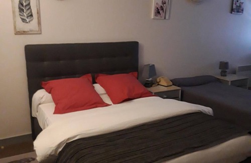 Chaumont Hotel | Premier Stay at Hotel le Royal with Breakfast Included