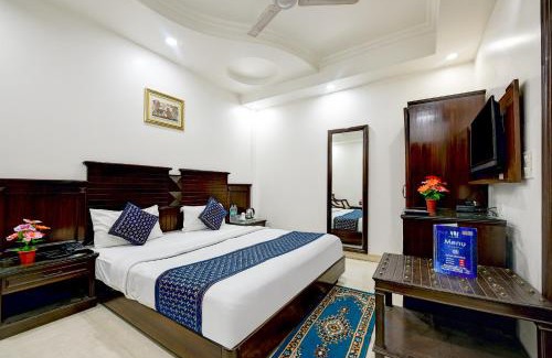 Paharganj Hotel | Guest Rated 10/10: Hotel Legend International, Near Railway