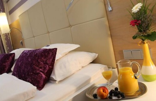 Bad Birnbach Hotel | Discover Relaxation at Hotel Lenauhof with Spa & Pool