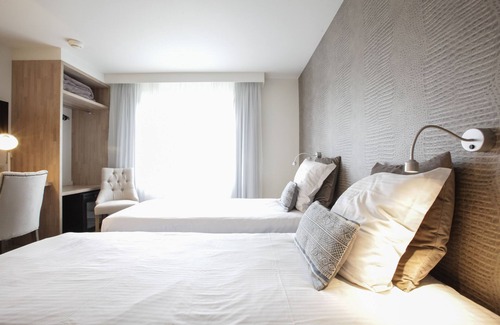 Rotsenheirweg Hotel | Discover Hotel Lepelbed Melle: Family-Friendly Retreat