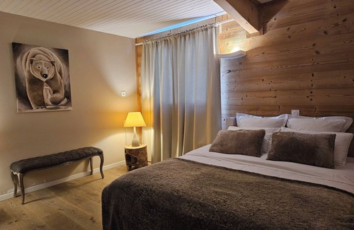 Les Deux Alpes Hotel | Exceptional Stays at Hotel Les Flocons with Pool & Spa