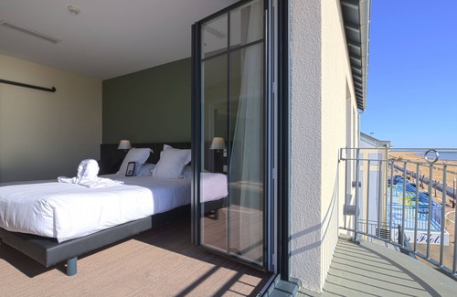 Quartier du Casino Hotel | Relax at Hotel Les Flots - Chatelaillon Plage, Rated 9.2/10