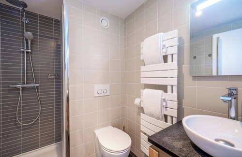 Quartier du Casino Hotel | Relax at Hotel Les Flots - Chatelaillon Plage, Rated 9.2/10